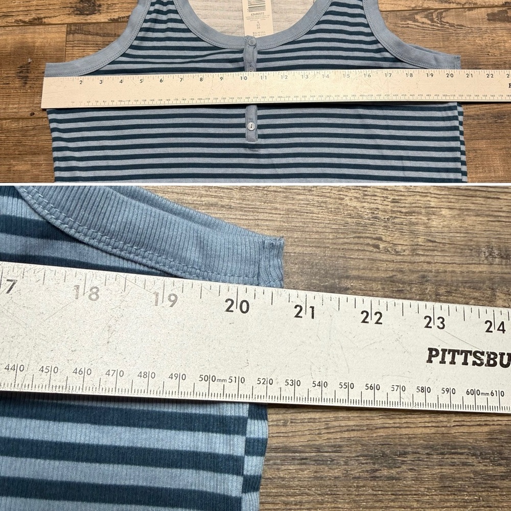 Torrid Ribbed Scoop Henley Neck Blue Striped Tank Top Women's 4X NWT - Picture 9 of 9